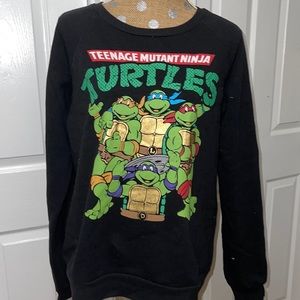 “Teenage Mutant Ninja Turtles” graphic pullover sweatshirt